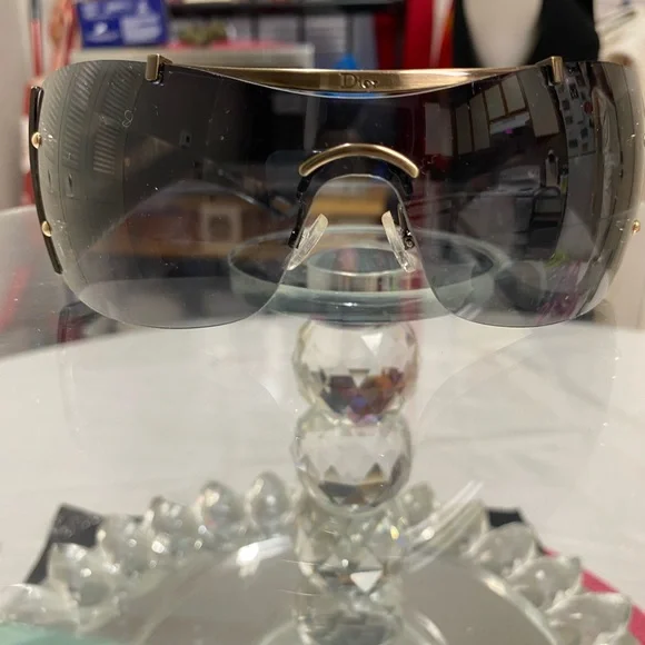 Vintage Christian Dior Rimless Sunglasses 😎 - Picture 11 of 16